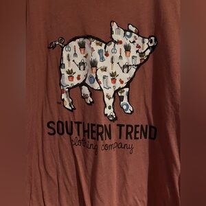 Southern Trend Graphic T-Shirt with pig and gardening, size large